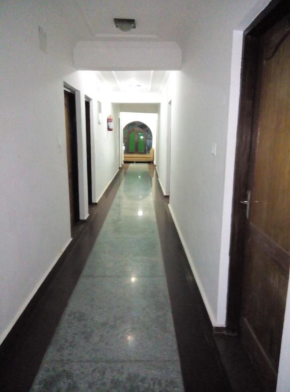 Hotel Grand Jigar Srīnagar Exterior foto