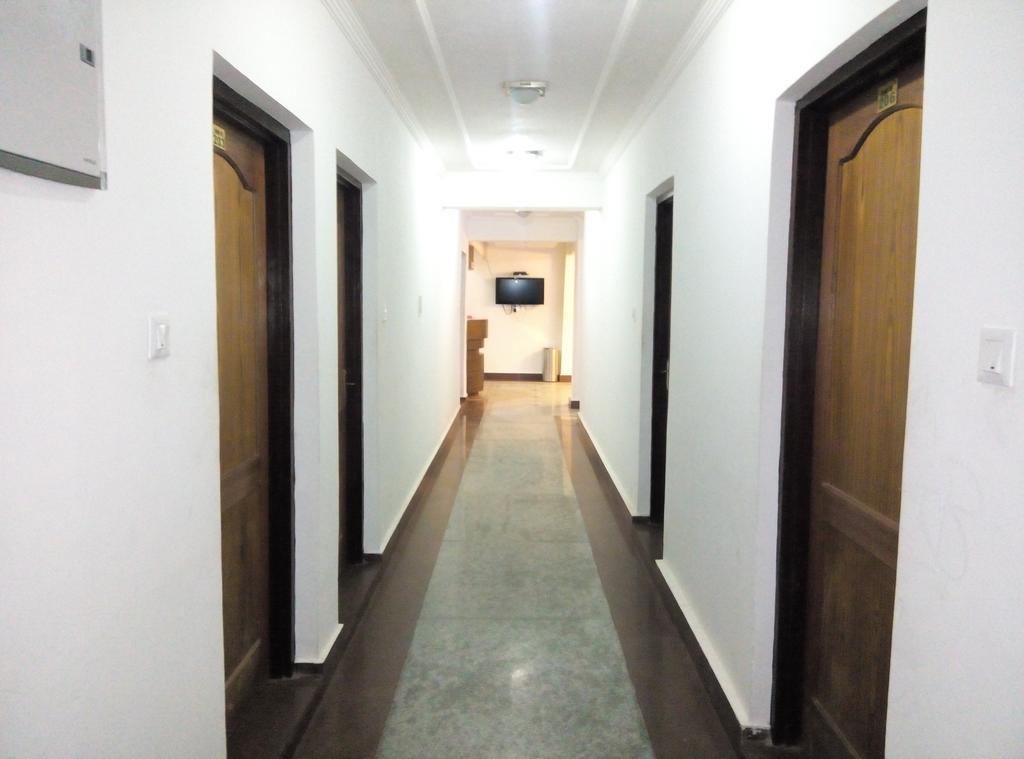 Hotel Grand Jigar Srīnagar Exterior foto