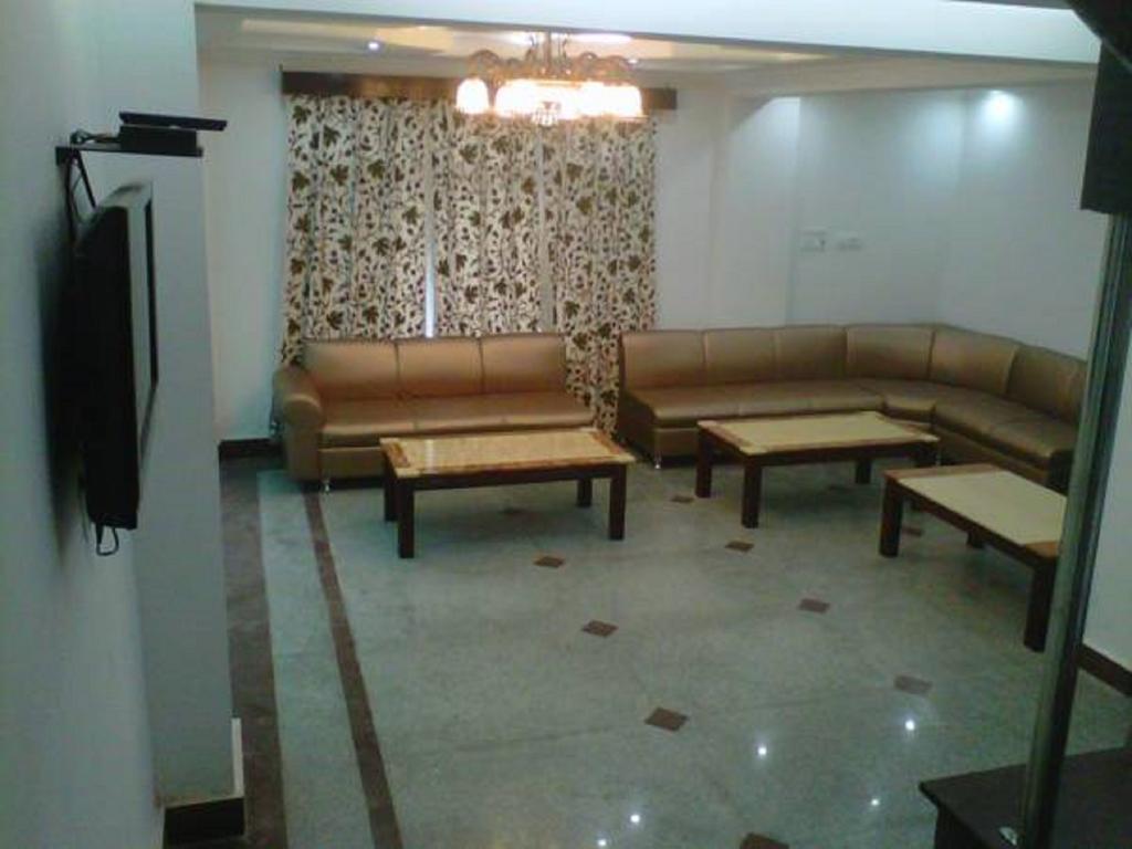 Hotel Grand Jigar Srīnagar Exterior foto